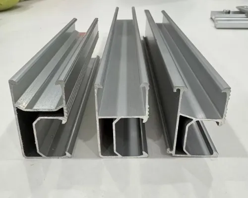 Fotovoltaické koľajnice z hliníkovej zliatiny R47